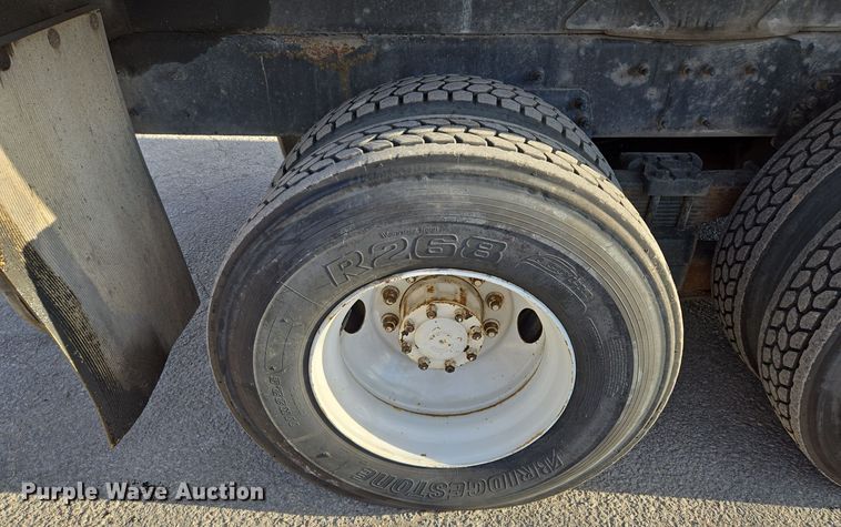 image for item EQ3832 2003 Sterling  L7500 crane truck