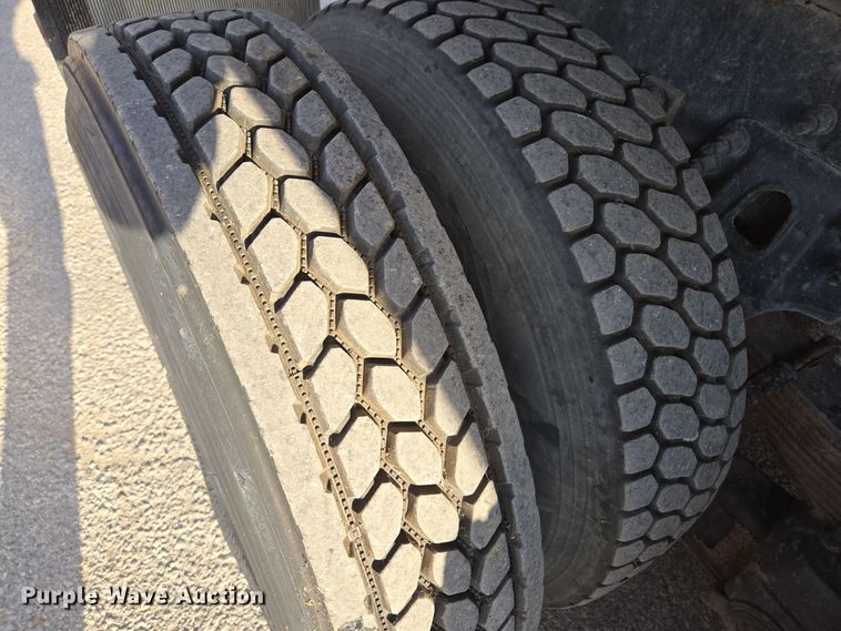 image for item EQ3832 2003 Sterling  L7500 crane truck