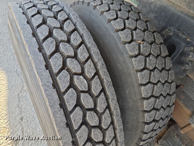 image for item EQ3832 2003 Sterling  L7500 crane truck