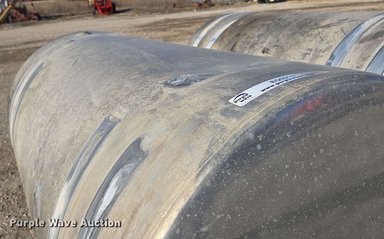 image for item EQ3910 Fuel tanks 