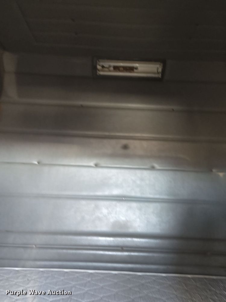 image for item EQ3911 2001 Peterbilt 379 semi truck