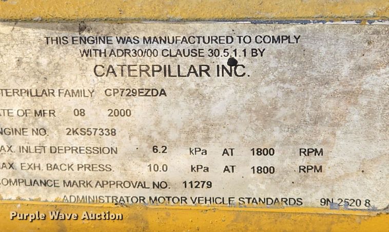 image for item EQ3911 2001 Peterbilt 379 semi truck