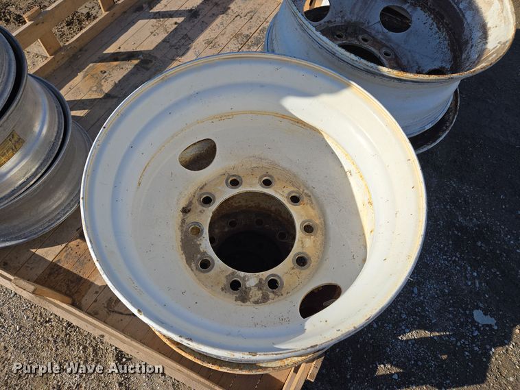 image for item EQ3914 (18) 22.5 steel wheels 