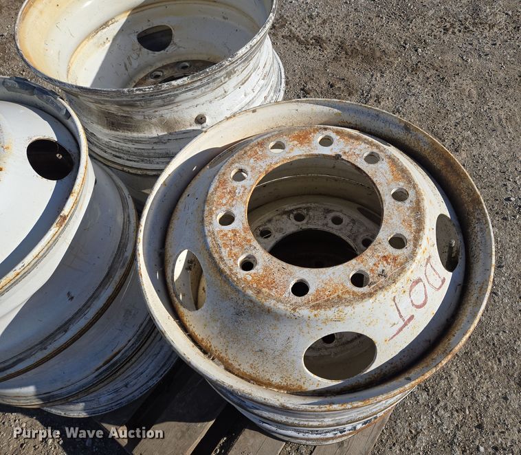 image for item EQ3914 (18) 22.5 steel wheels 