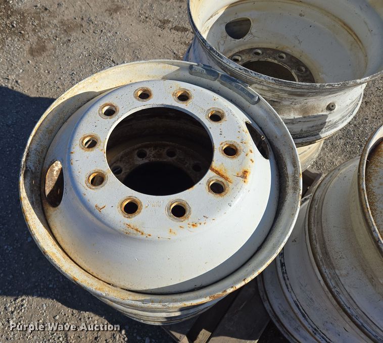 image for item EQ3914 (18) 22.5 steel wheels 