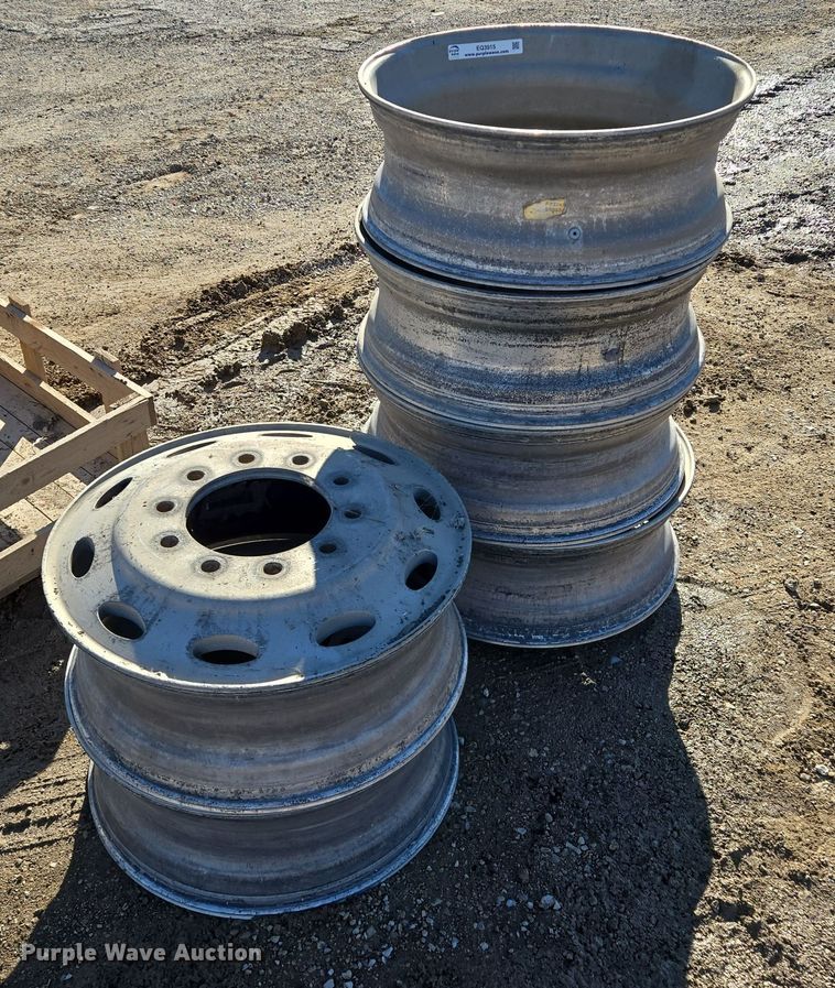 image for item EQ3915 (6) 24.5 wheels 