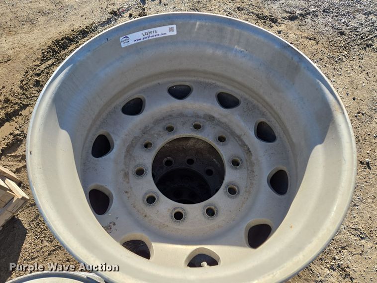 image for item EQ3915 (6) 24.5 wheels 