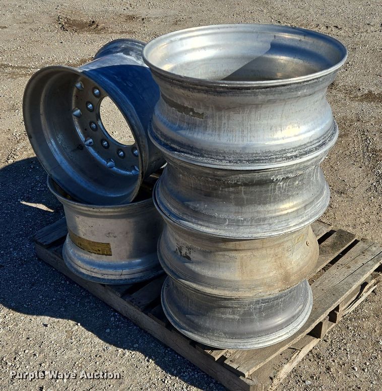 image for item EQ3917 (6) wheels 