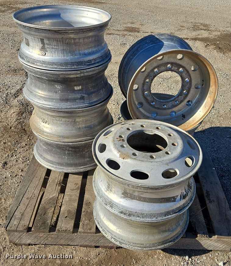 image for item EQ3917 (6) wheels 