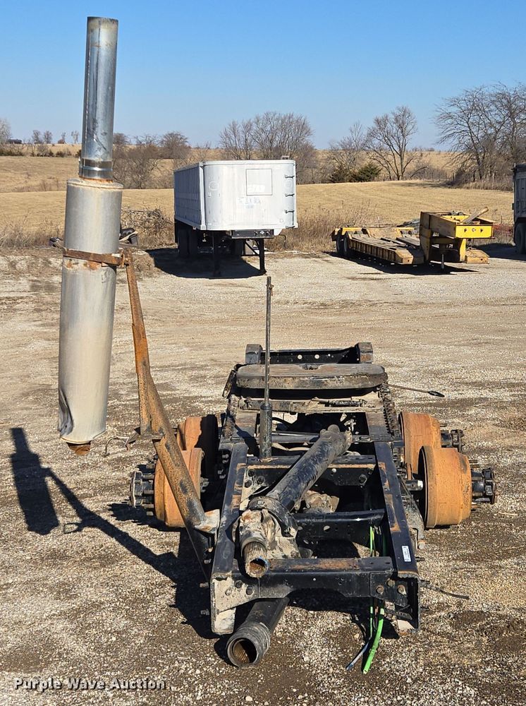 image for item EQ3918 Rear axle assembly