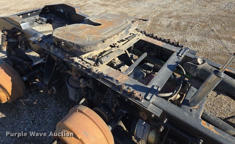 image for item EQ3918 Rear axle assembly