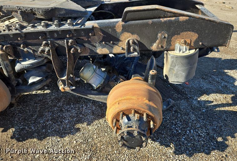 image for item EQ3918 Rear axle assembly