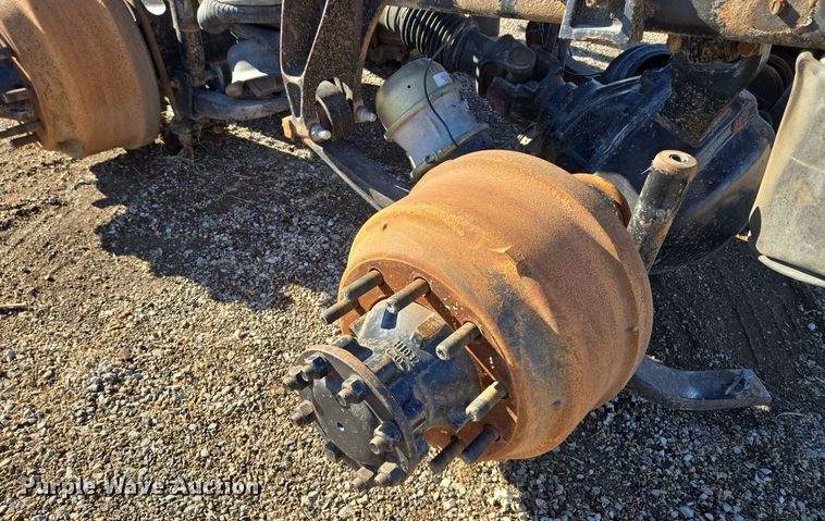 image for item EQ3918 Rear axle assembly