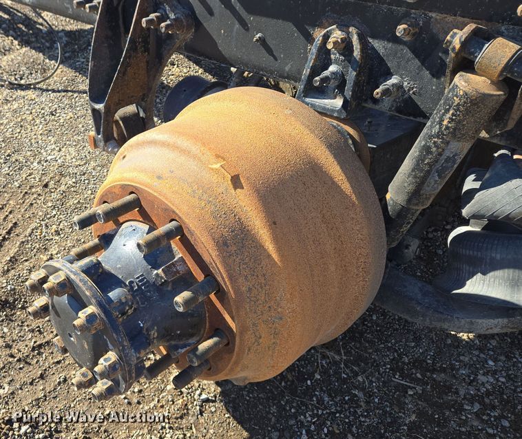 image for item EQ3918 Rear axle assembly