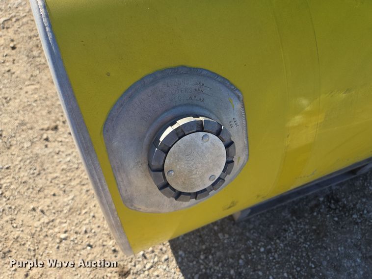 image for item EQ3920 Truck parts