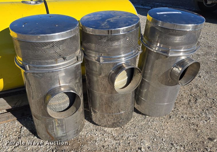 image for item EQ3920 Truck parts