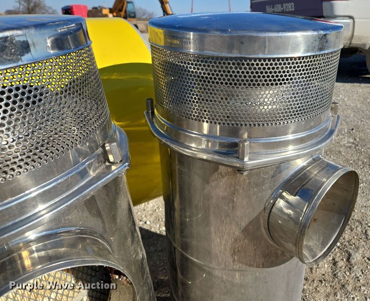 image for item EQ3920 Truck parts