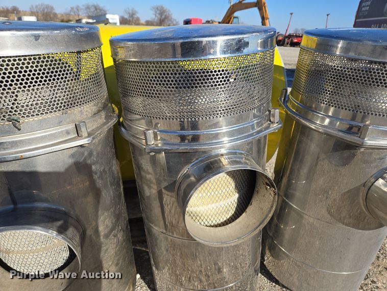 image for item EQ3920 Truck parts