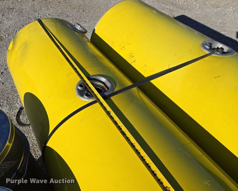 image for item EQ3920 Truck parts