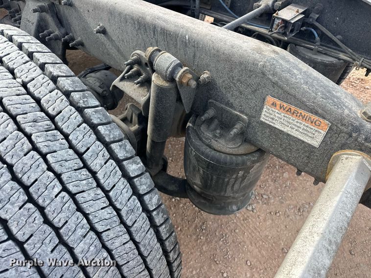 image for item ER4857 2018 Freightliner Cascadia 125 semi truck