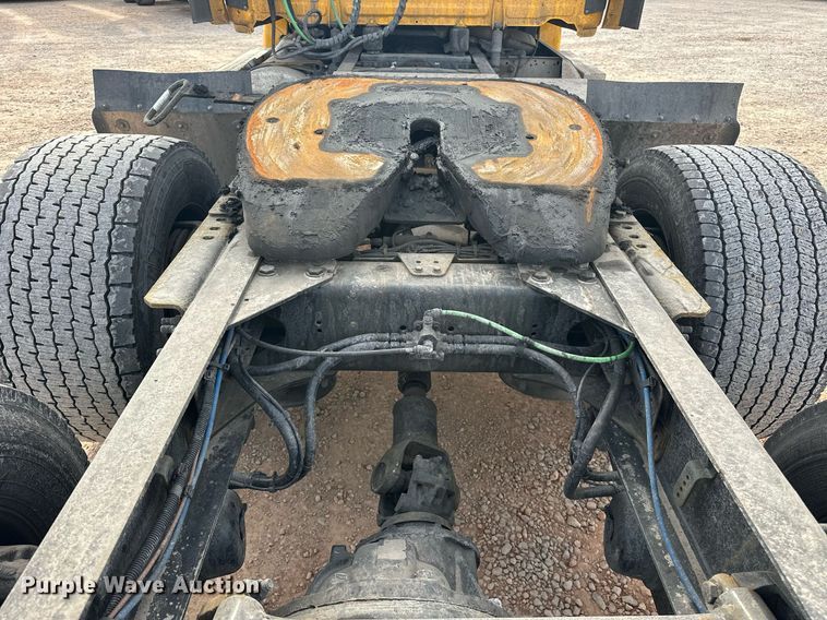 image for item ER4857 2018 Freightliner Cascadia 125 semi truck