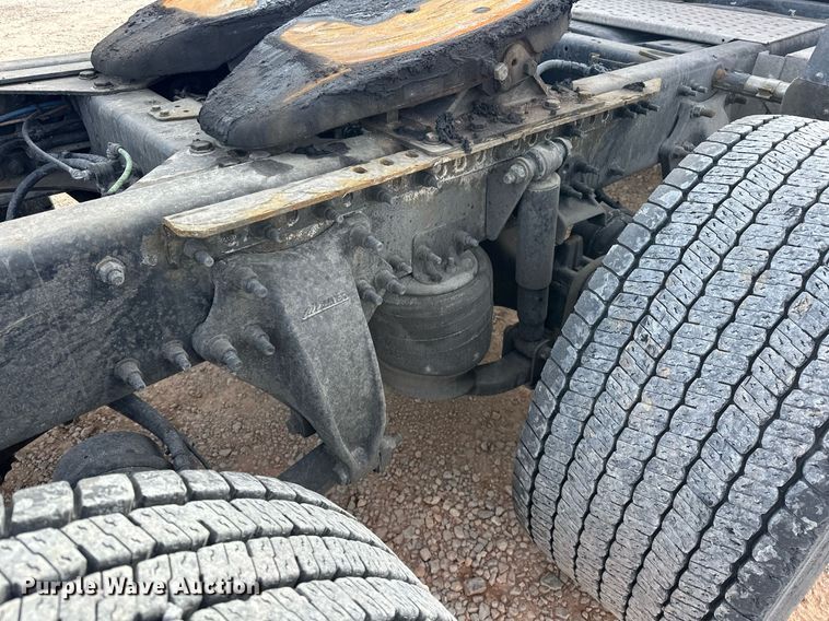 image for item ER4857 2018 Freightliner Cascadia 125 semi truck