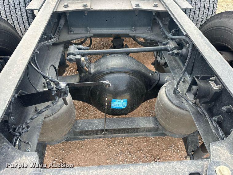 image for item ER4858 2021 Kenworth T680 semi truck