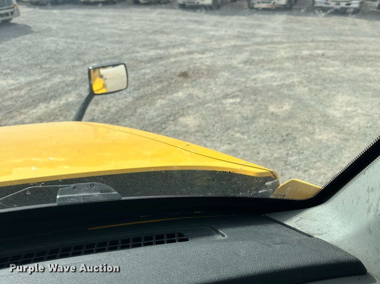 image for item ER4858 2021 Kenworth T680 semi truck