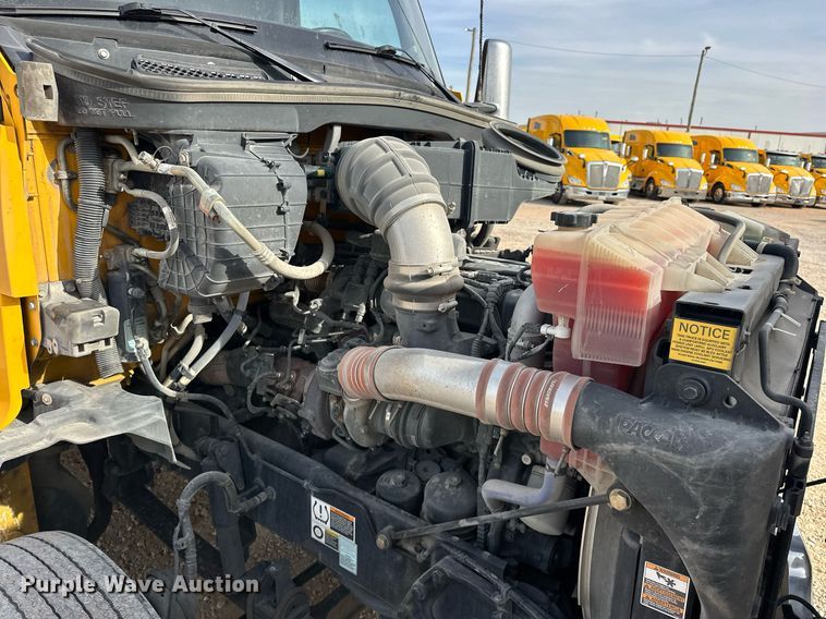 image for item ER4858 2021 Kenworth T680 semi truck