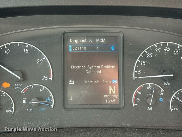 image for item ER4859 2022 Freightliner Cascadia 126 semi truck