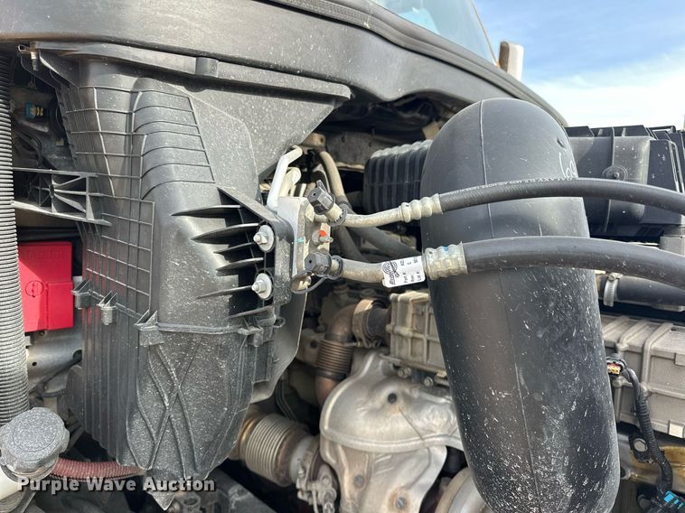 image for item ER4859 2022 Freightliner Cascadia 126 semi truck