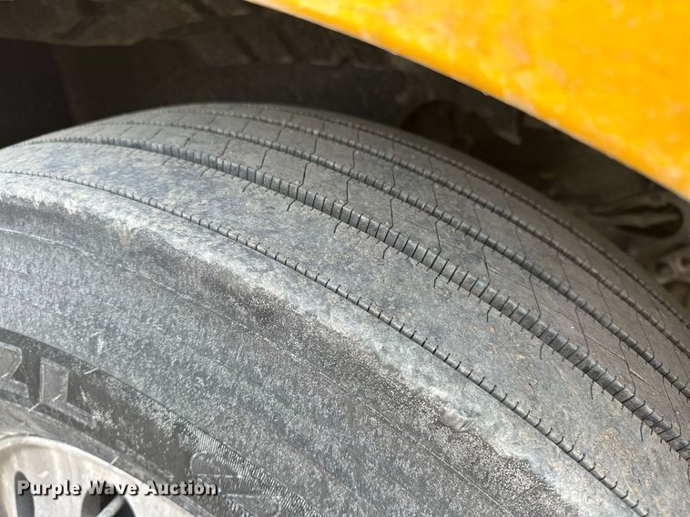 image for item ER4859 2022 Freightliner Cascadia 126 semi truck