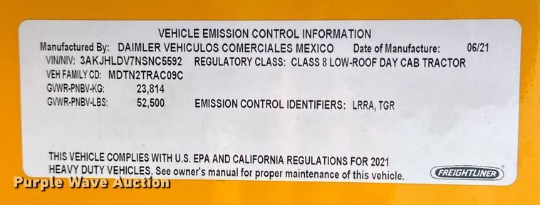 image for item ER4859 2022 Freightliner Cascadia 126 semi truck