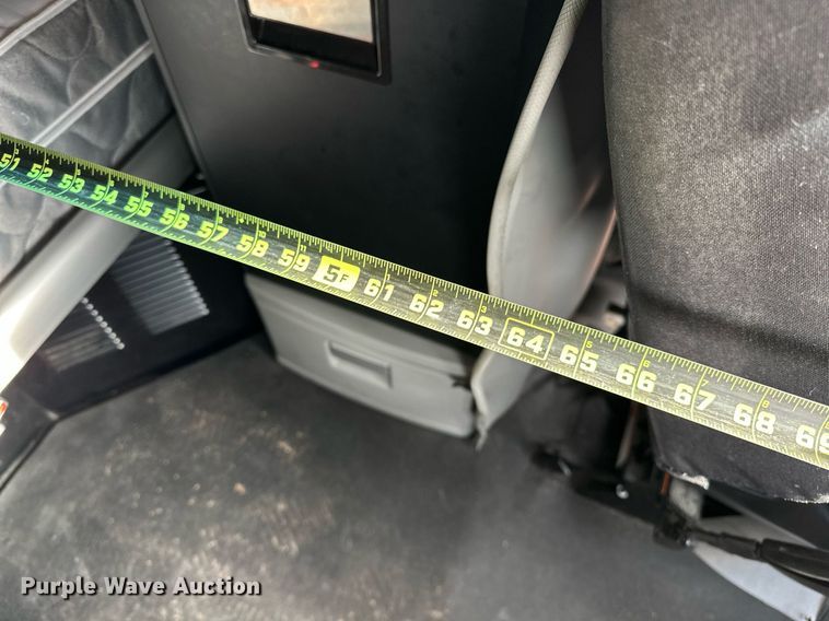 image for item ER4862 2022 Kenworth T680 semi truck