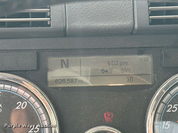 image for item ER4863 2018 Freightliner Cascadia 125 semi truck