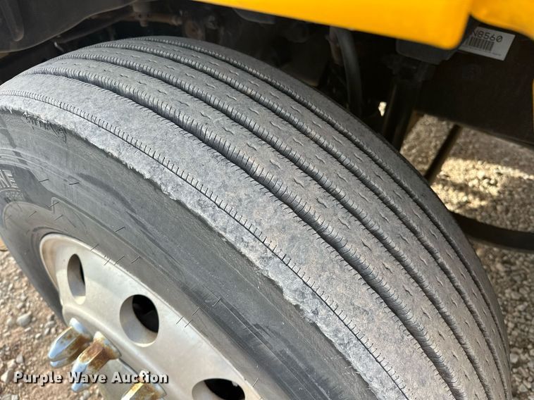 image for item ER4863 2018 Freightliner Cascadia 125 semi truck