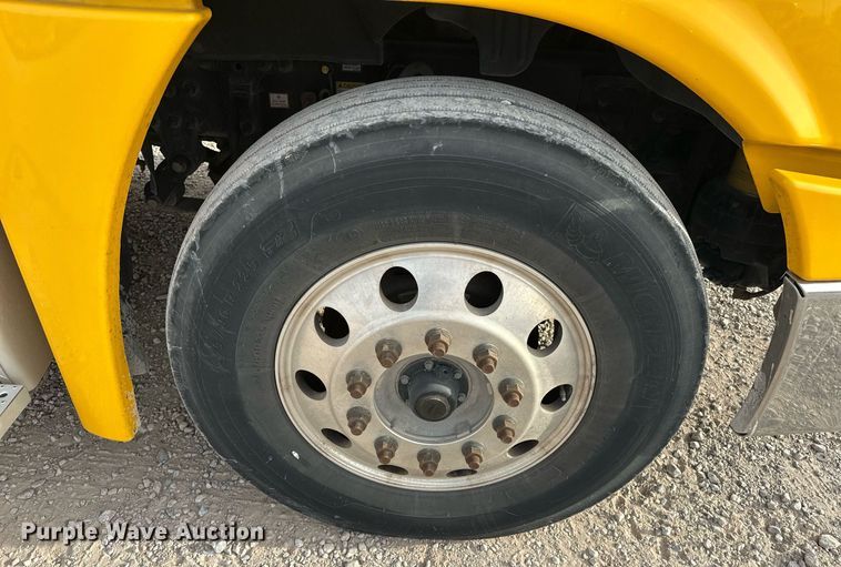 image for item ER4863 2018 Freightliner Cascadia 125 semi truck