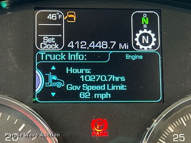 image for item ER4865 2022 Kenworth T680 semi truck