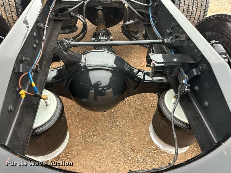 image for item ER4866 2022 Freightliner Cascadia 126 semi truck