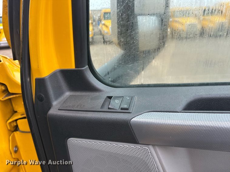 image for item ER4866 2022 Freightliner Cascadia 126 semi truck