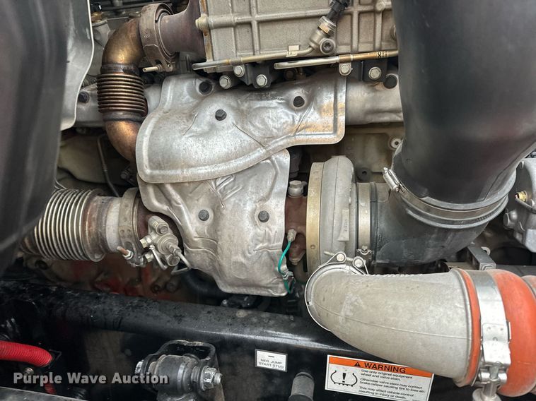 image for item ER4866 2022 Freightliner Cascadia 126 semi truck