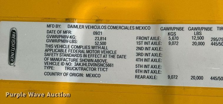 image for item ER4866 2022 Freightliner Cascadia 126 semi truck