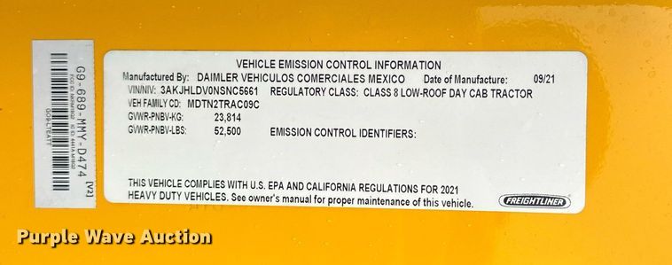 image for item ER4866 2022 Freightliner Cascadia 126 semi truck