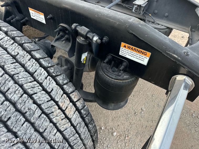 image for item ER4867 2021 Freightliner Cascadia 126 semi truck