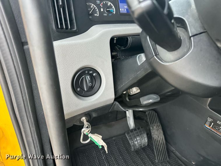 image for item ER4867 2021 Freightliner Cascadia 126 semi truck