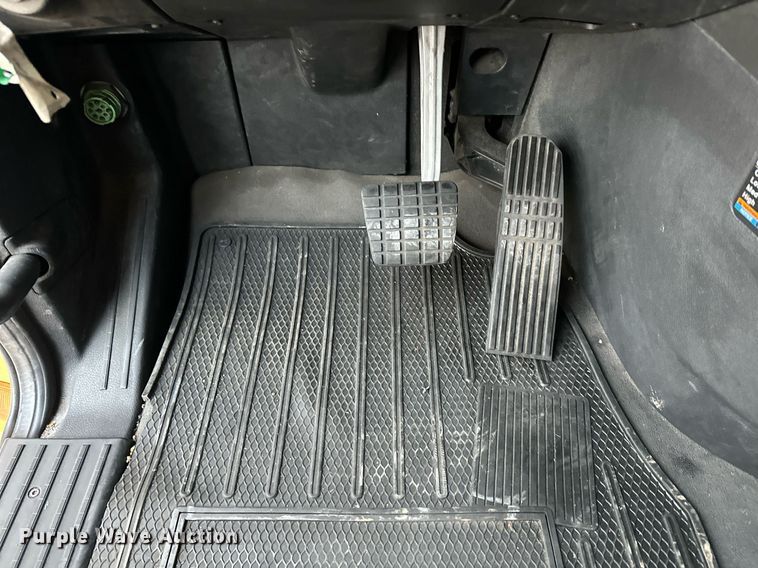 image for item ER4867 2021 Freightliner Cascadia 126 semi truck