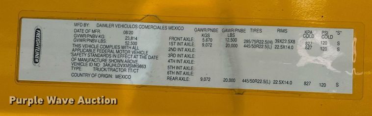 image for item ER4868 2021 Freightliner Cascadia 126 semi truck