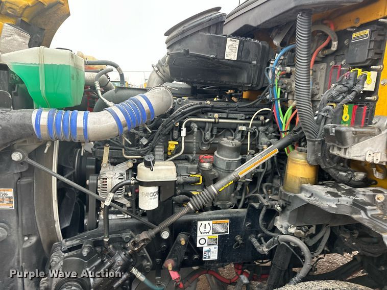 image for item ER4869 2022 Kenworth T680 semi truck