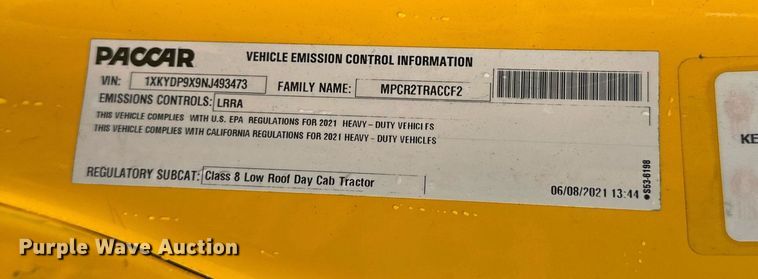 image for item ER4869 2022 Kenworth T680 semi truck