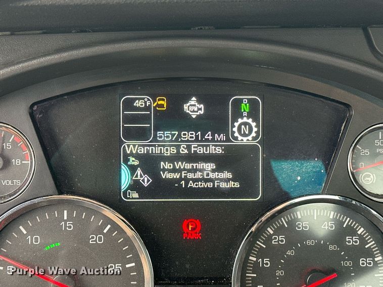 image for item ER4870 2020 Kenworth T680 semi truck